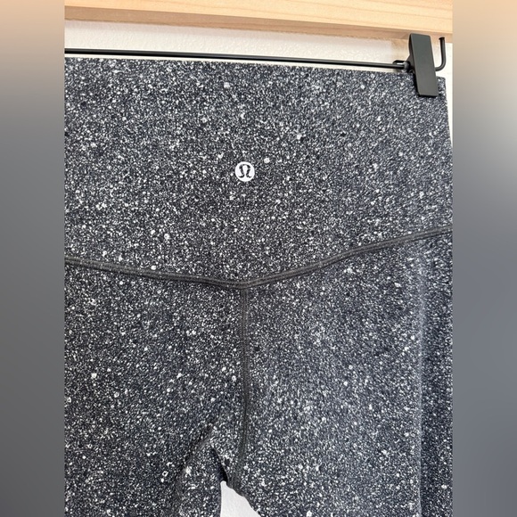 Lululemon Align Pant II (25") Luminesce Splatter Ice Grey Black Leggings Size 6 - Picture 7 of 12